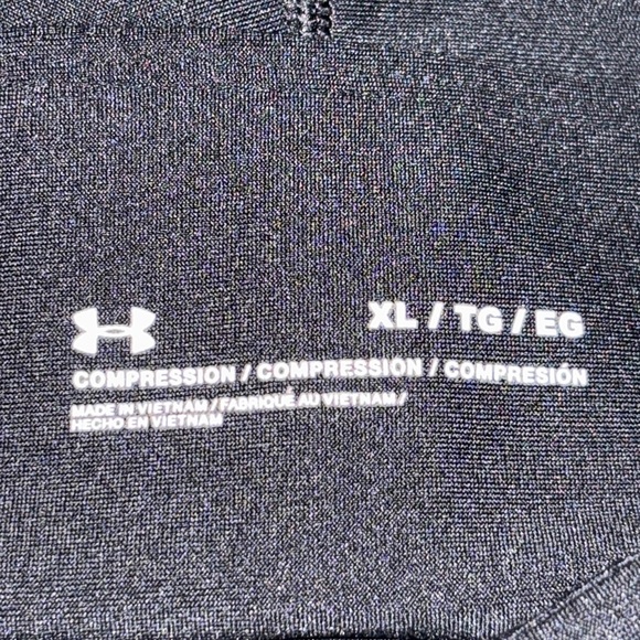 2/$30 Under Armour Jet Black Compression Active Leggings Size XL - Picture 8 of 9